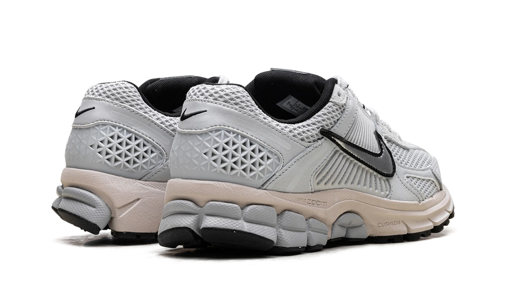 Zoom Vomero 5 WMNS "Pure Platinum" FN6742 002