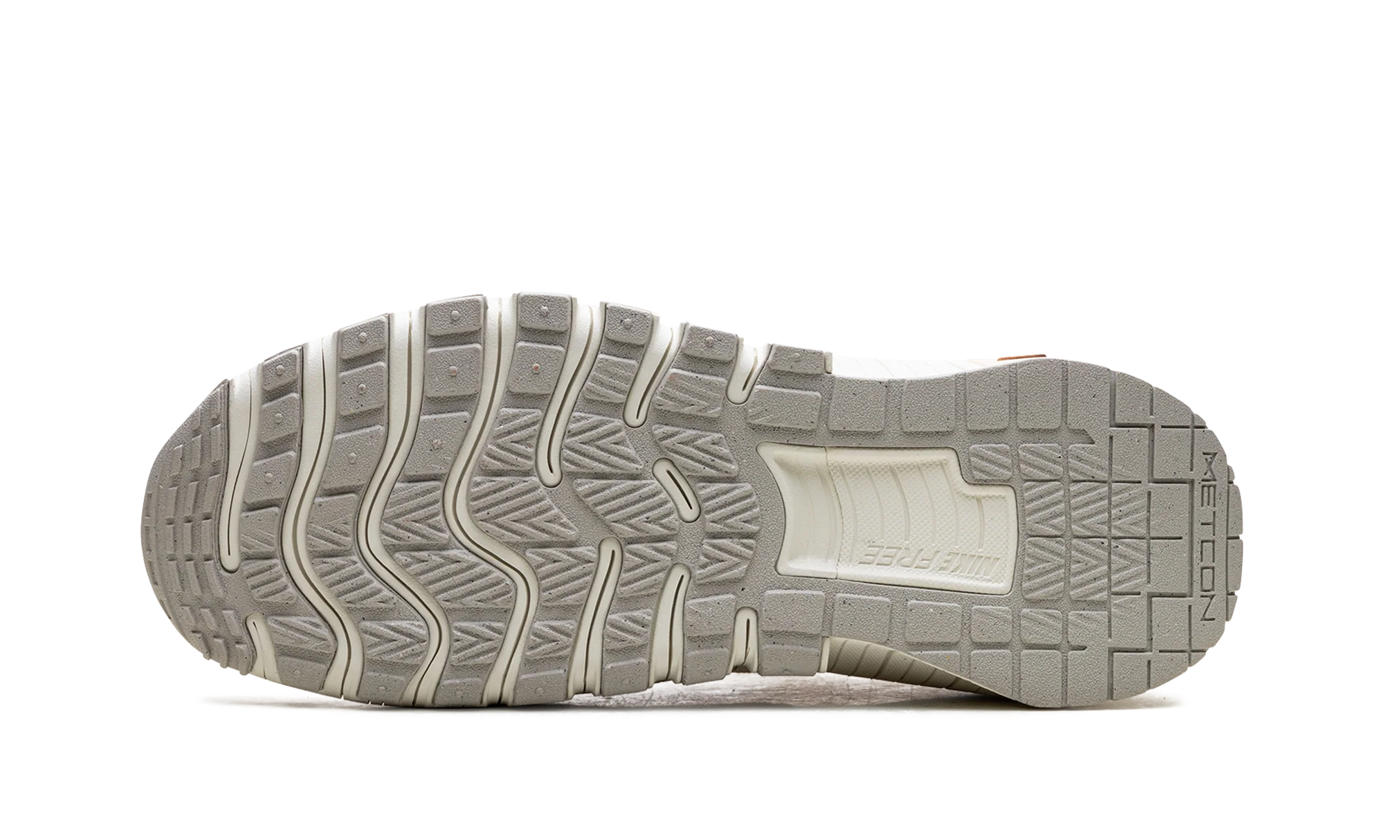 Free Metcon 6 WMNS "Pale Ivory / Guava Ice / Sail / Metallic Red Bronze" FJ7126 100
