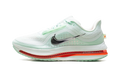 Pegasus Premium "Barely Green" HQ2592 301