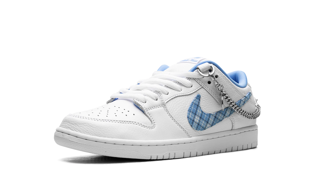 SB Dunk Low "Nicole Hause" FZ8802 100