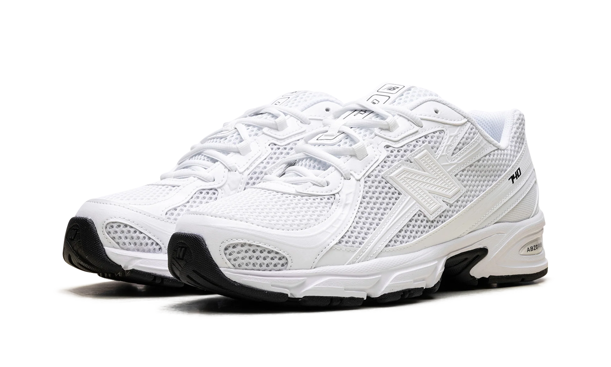 740 "Triple White" U740WW2
