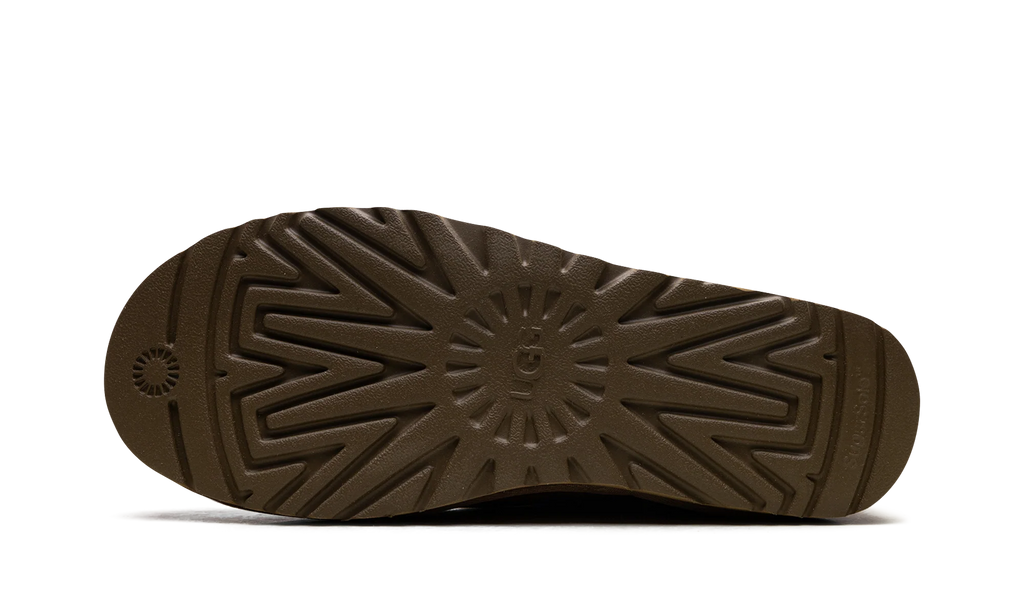 Classic Short II Boot WMNS "Chestnut" 1016223 CHE