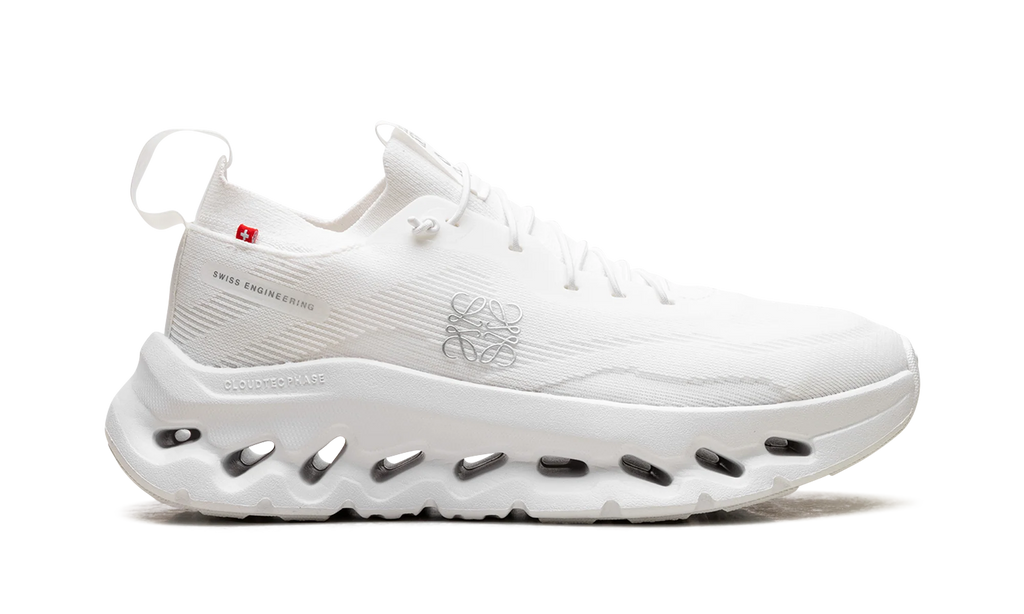 Cloudtilt WMNS "LOEWE All White" 3WD30310108