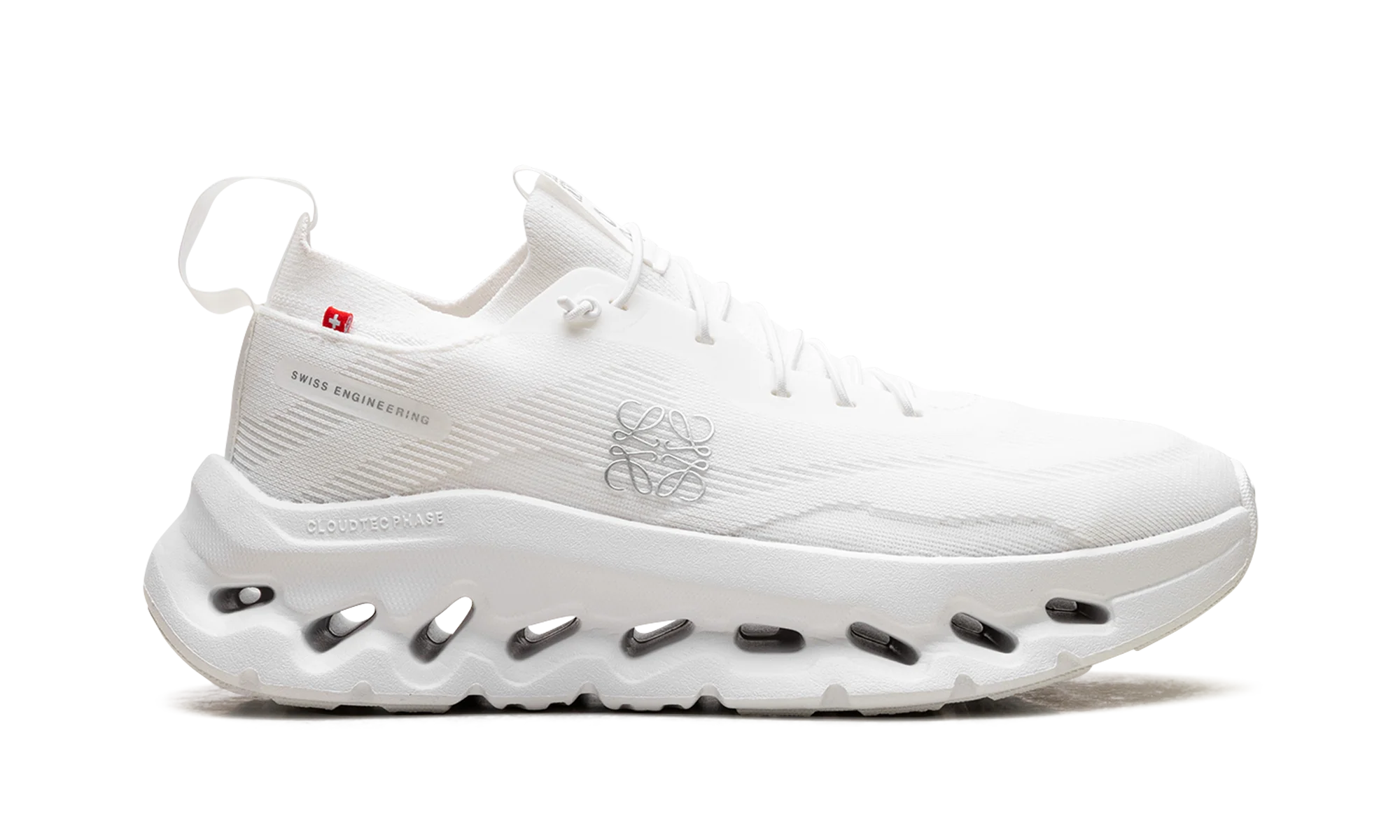 Cloudtilt WMNS "LOEWE All White" 3WD30310108
