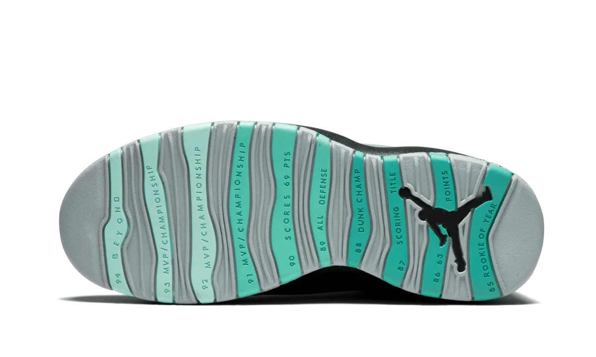 Air Jordan 10 Retro 30th "Lady Liberty" 705178 045