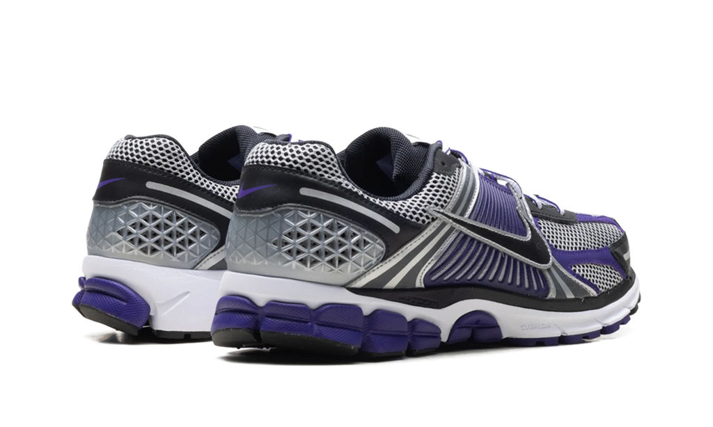 Vomero 5 "Metallic Silver / Court Purple" IM2220 095