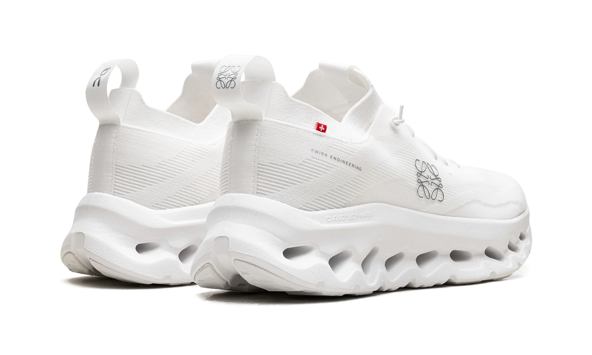 Cloudtilt "LOEWE All White" 3MD30330108