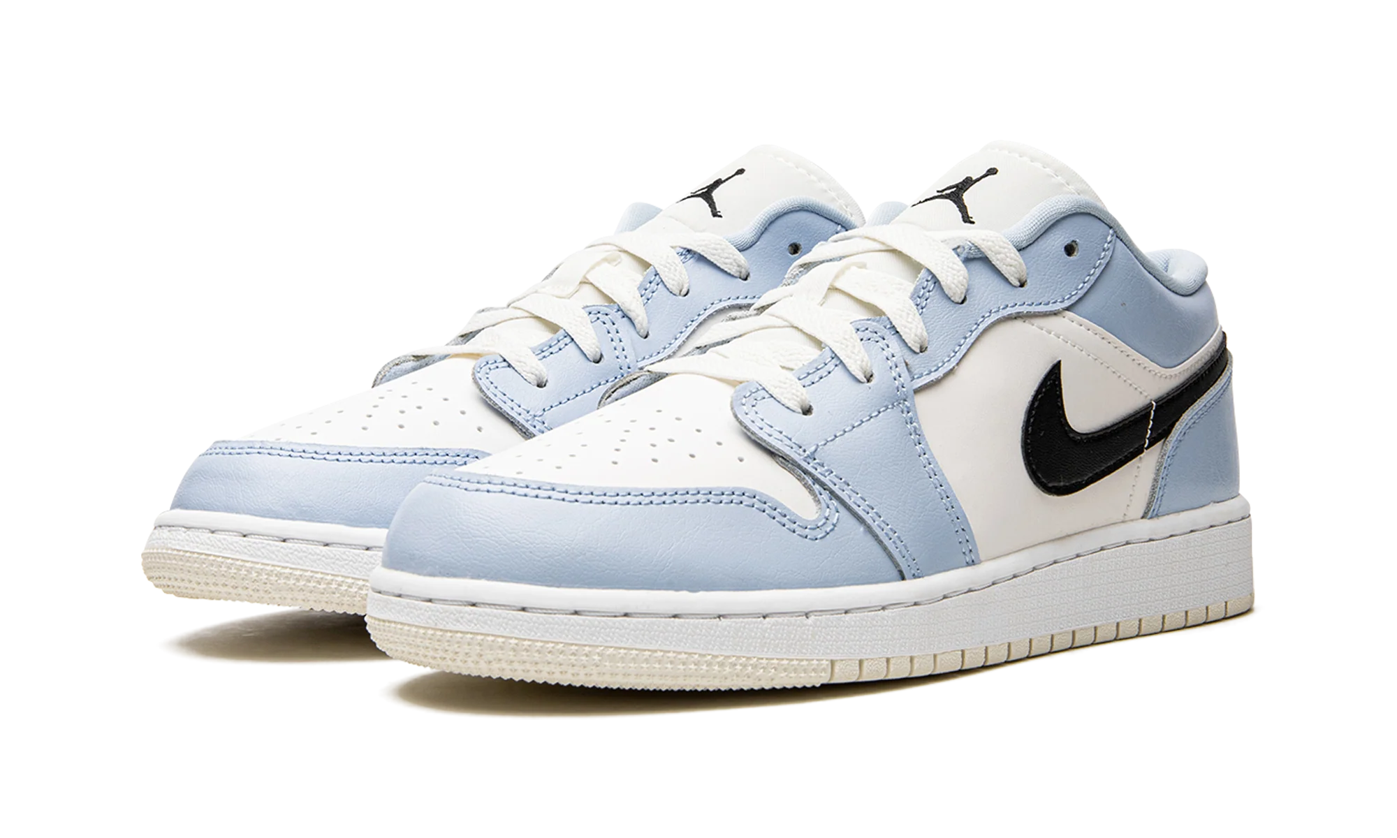 Air Jordan 1 Low GS "Ice Blue" 554723 401