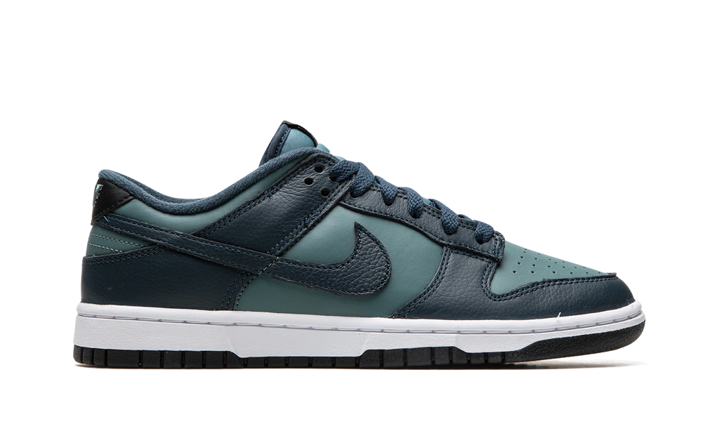 Dunk Low PRM "Armory Navy" DR9705 300