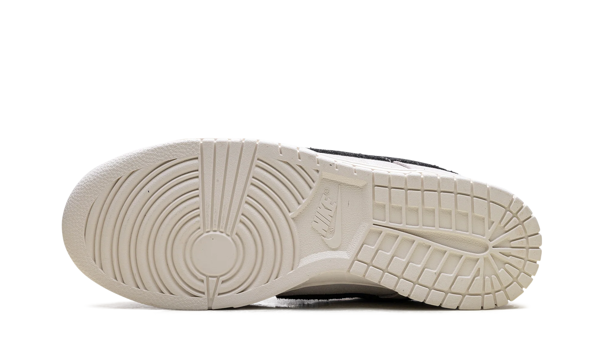 Dunk Low SE WMNS "Team Red" HQ3502 100