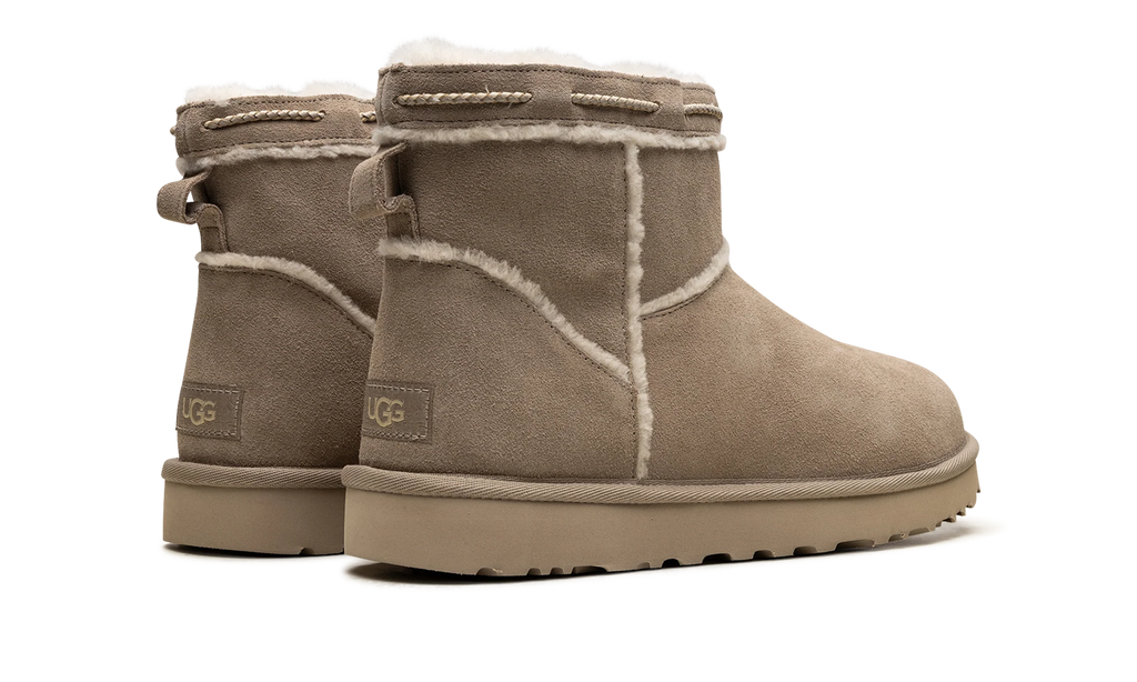 Classic Mini Shearling Braid WMNS "Dune" 1166751 DUNE