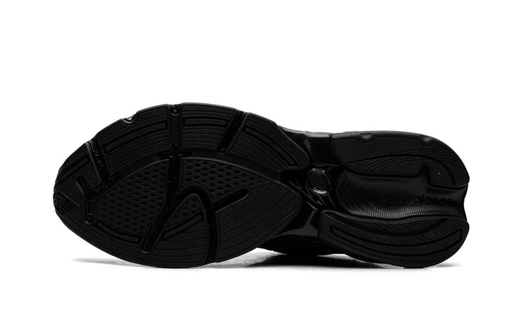 2010 "Black" U20107B1