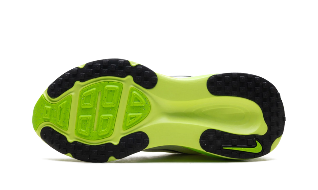 Vomero 18 WMNS "ELECTRIC GREEN" HM6804 102
