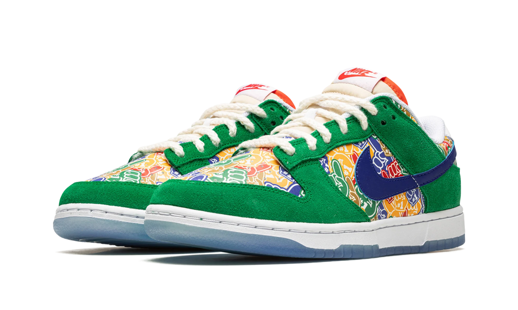 Dunk Low "Foam Finger" DZ5184 300