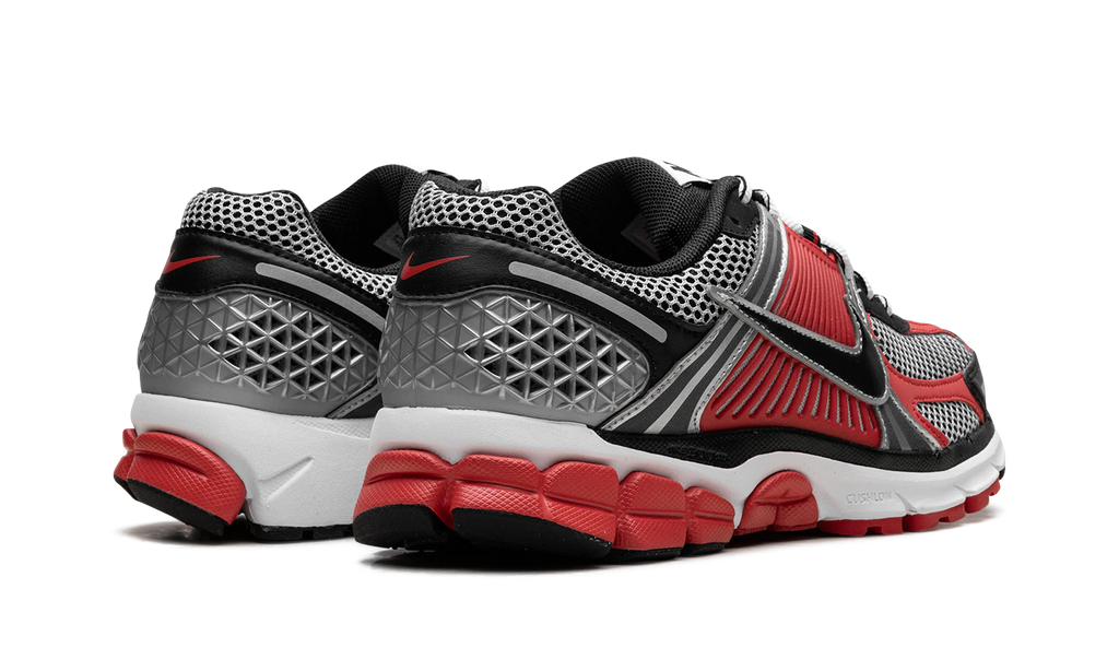 Zoom Vomero 5 "Metallic Silver University Red" HV0926 095