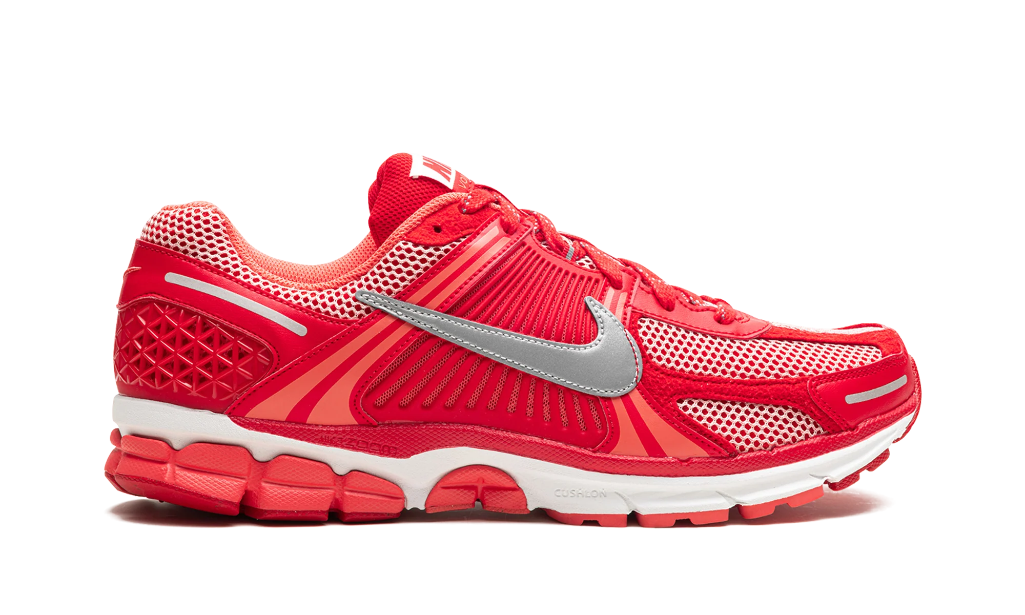 Zoom Vomero 5 PRM "University Red Metallic Silver" FN6833 657