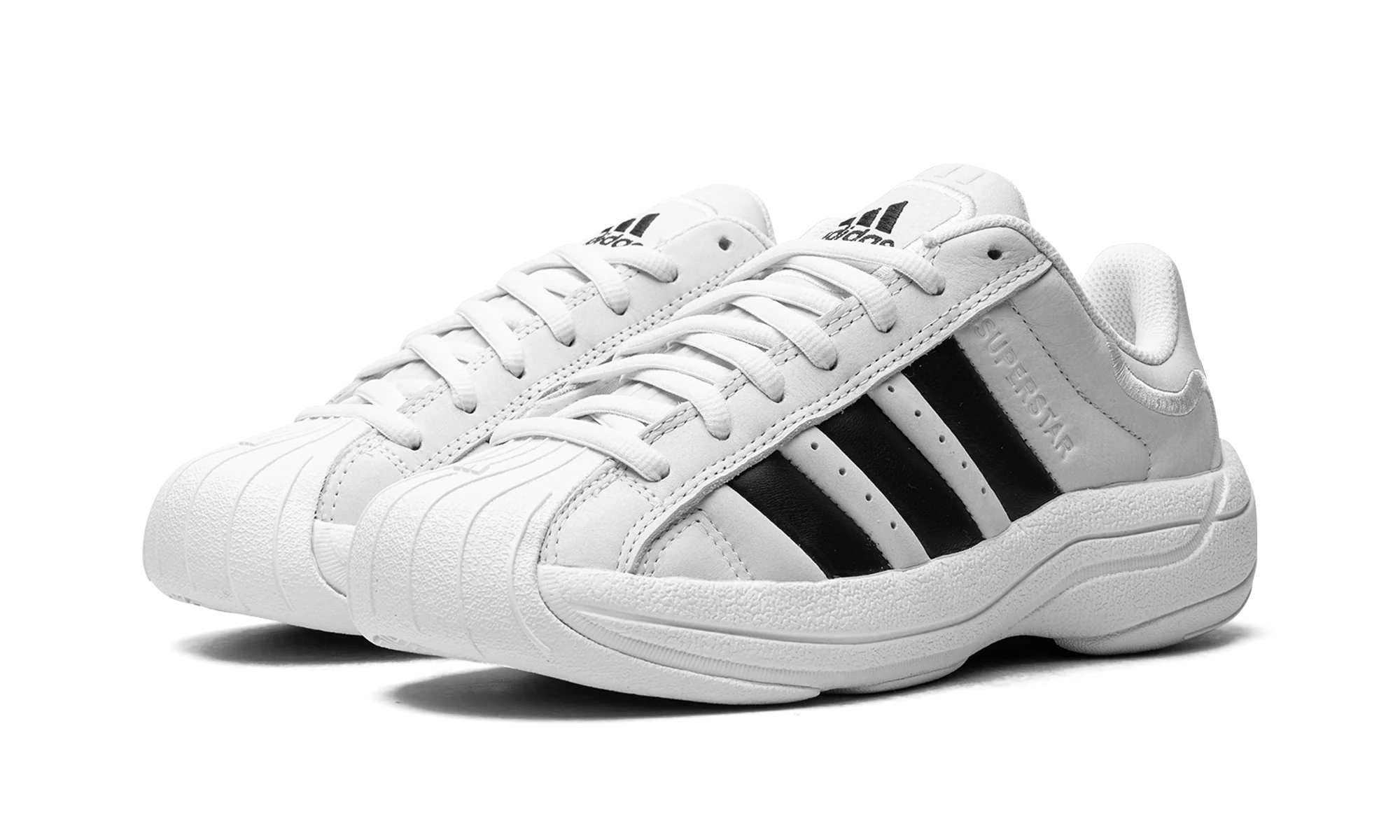 Superstar Millenium "White / Black" IE8560