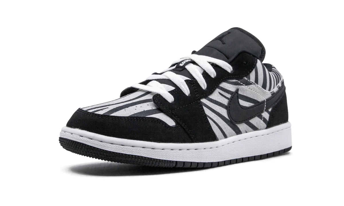 Air Jordan 1 Low GS "Zebra" 553560 057