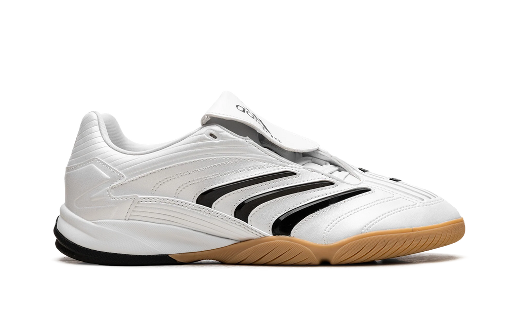 Predator Sala "Zero Metallic Black Gum" JQ3915