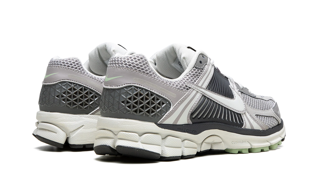VOMERO 5 WMNS "Cobblestone" FB8825 001