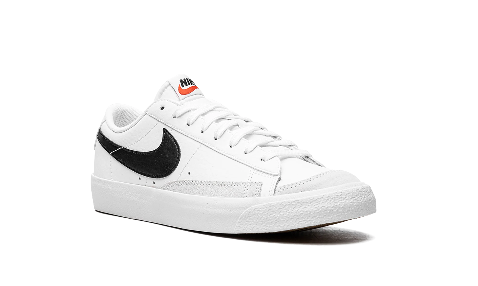 Blazer Low '77 GS "White Black" DA4074 101
