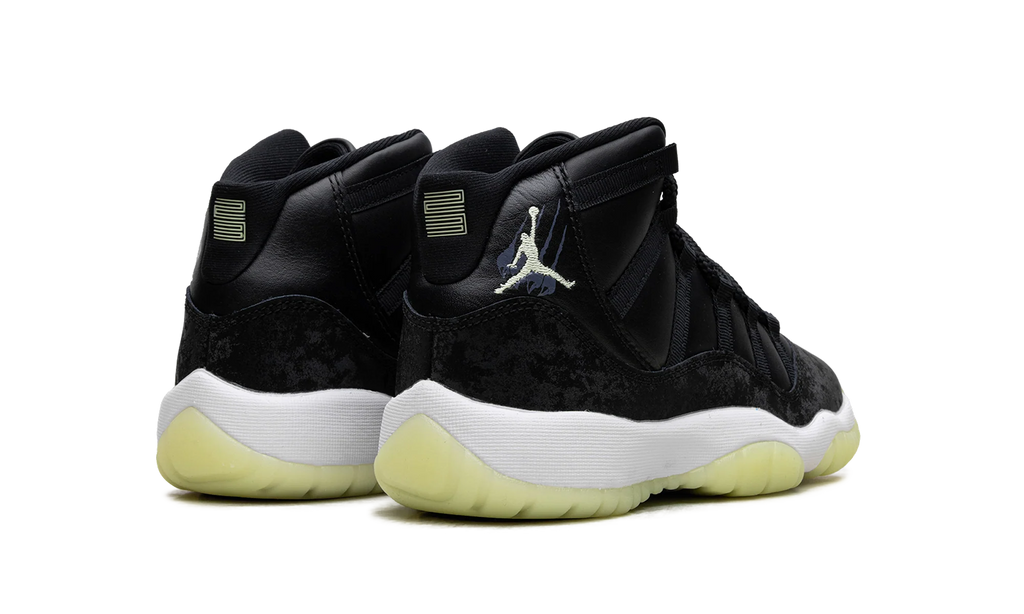 Air Jordan 11 GS "Barely Volt" IB1378 001