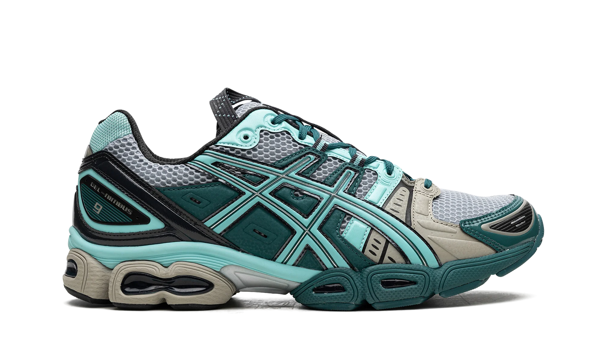 UB3-S Gel-Nimbus 9 "Kiko Kostadinov" 1201A442 020