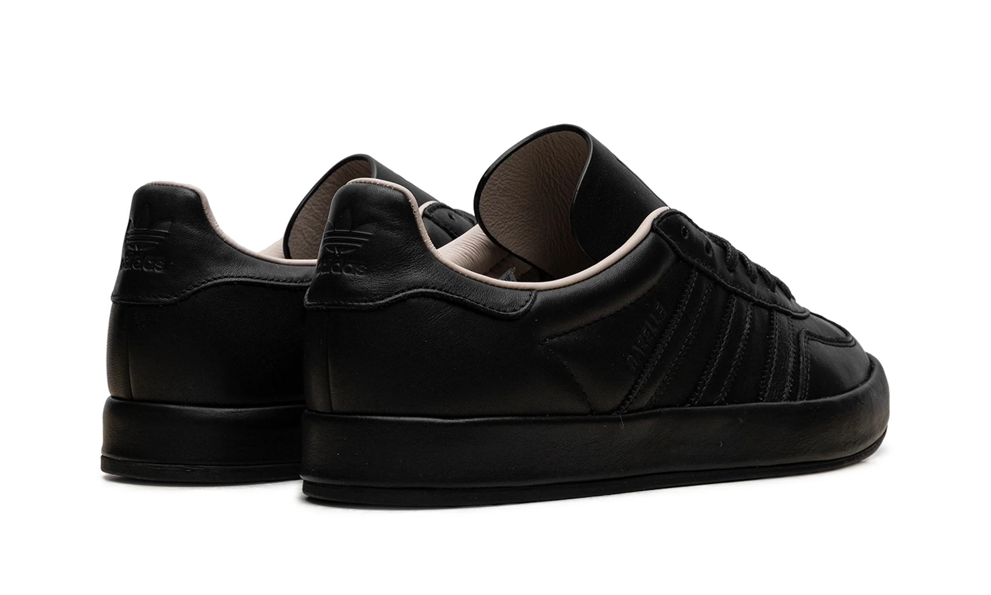 Gazelle Indoor "Luxe Pack Black" JH5415