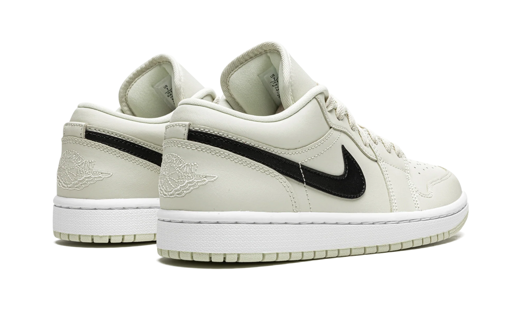 AIR JORDAN 1 LO WMNS "Coconut Milk" DC0774 121