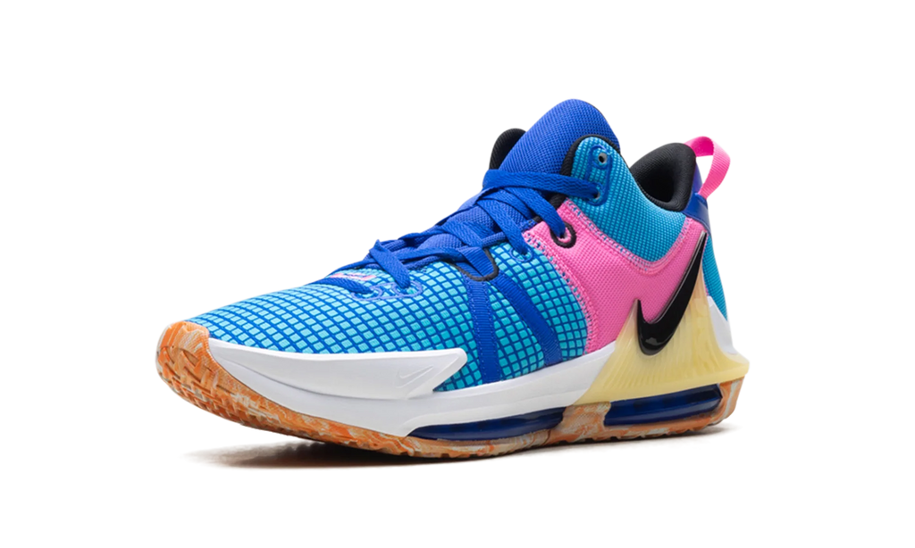 LeBron Witness 7 "Hyper Royal" DM1123 400