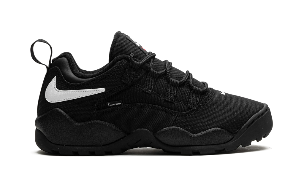 SB Darwin Low "Supreme - Black" FQ3000 001