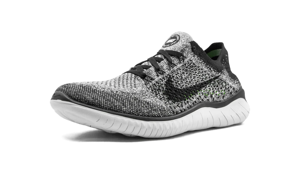 Free RN Flyknit 2018 "Oreo" 942838 101