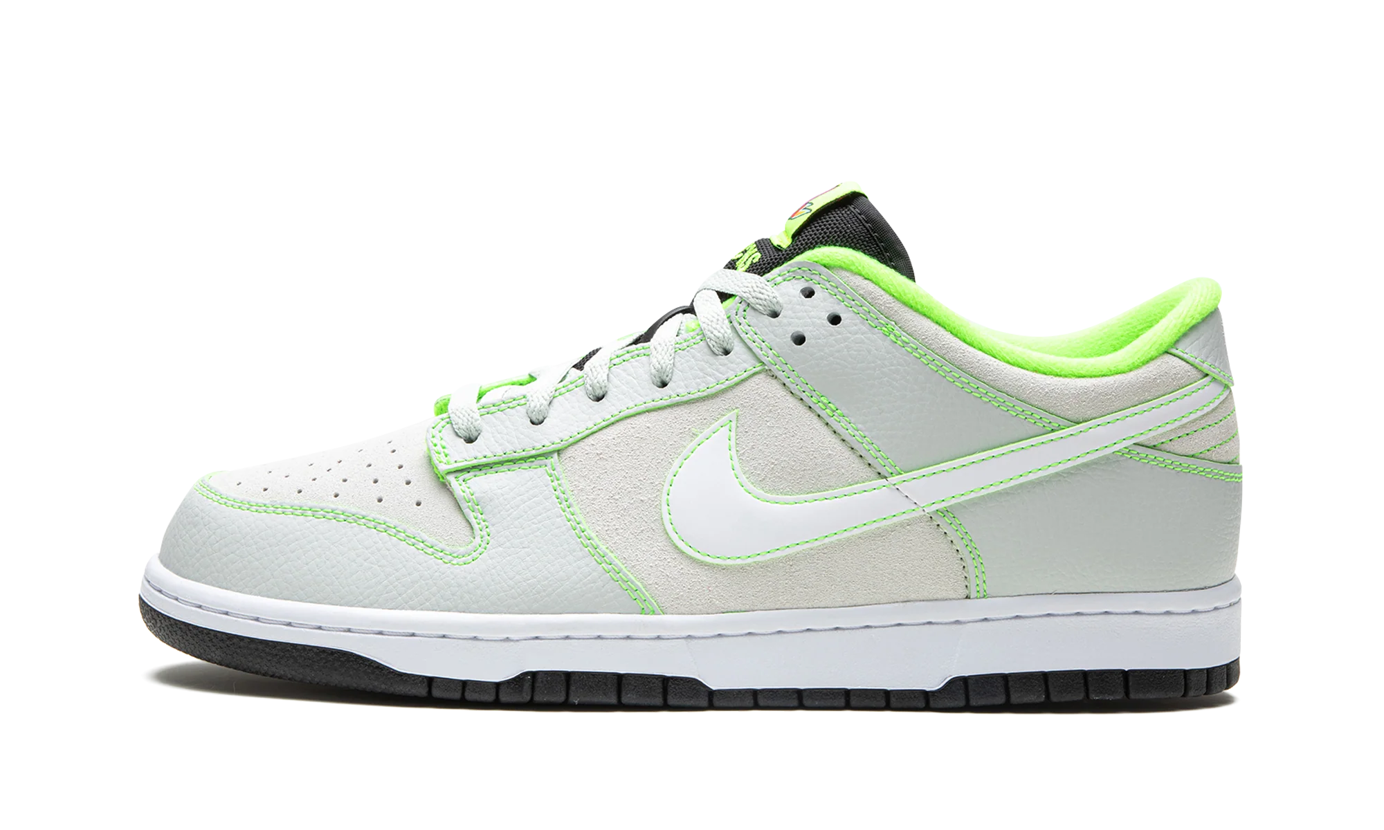 Dunk Low UO P "Oregon" FQ7260 001