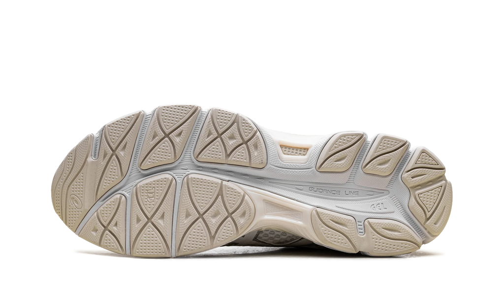 Gel-Cumulus 16 "White" 1203A733 102