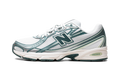 740 "White / Marsh Green" U740GR2
