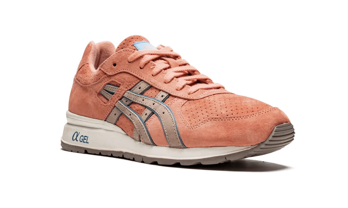 GT 2 "Ronnie Fieg - Rose Gold" H10HK 3494