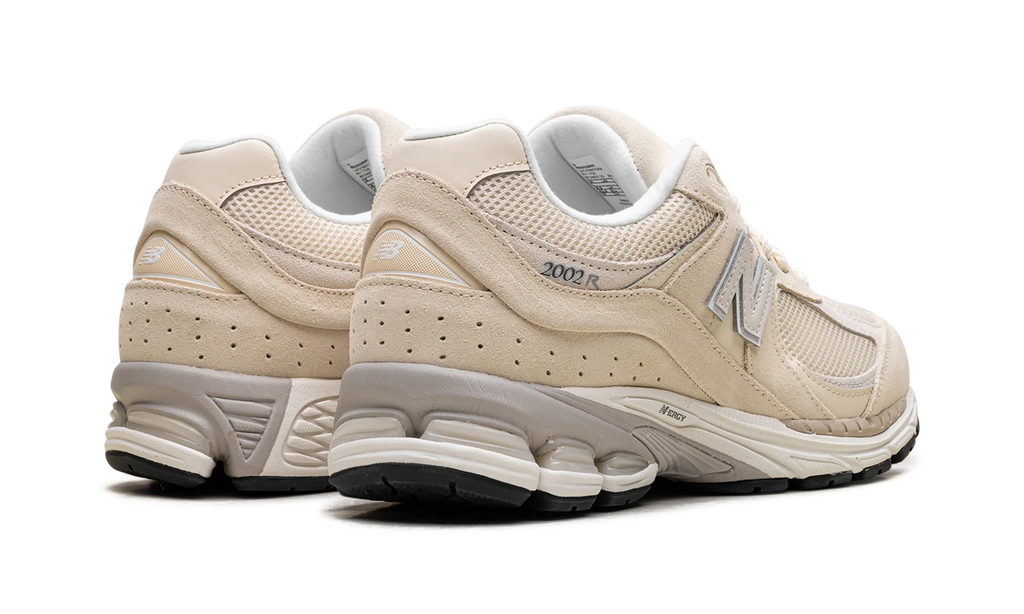 2002R "Beige" M2002RFI