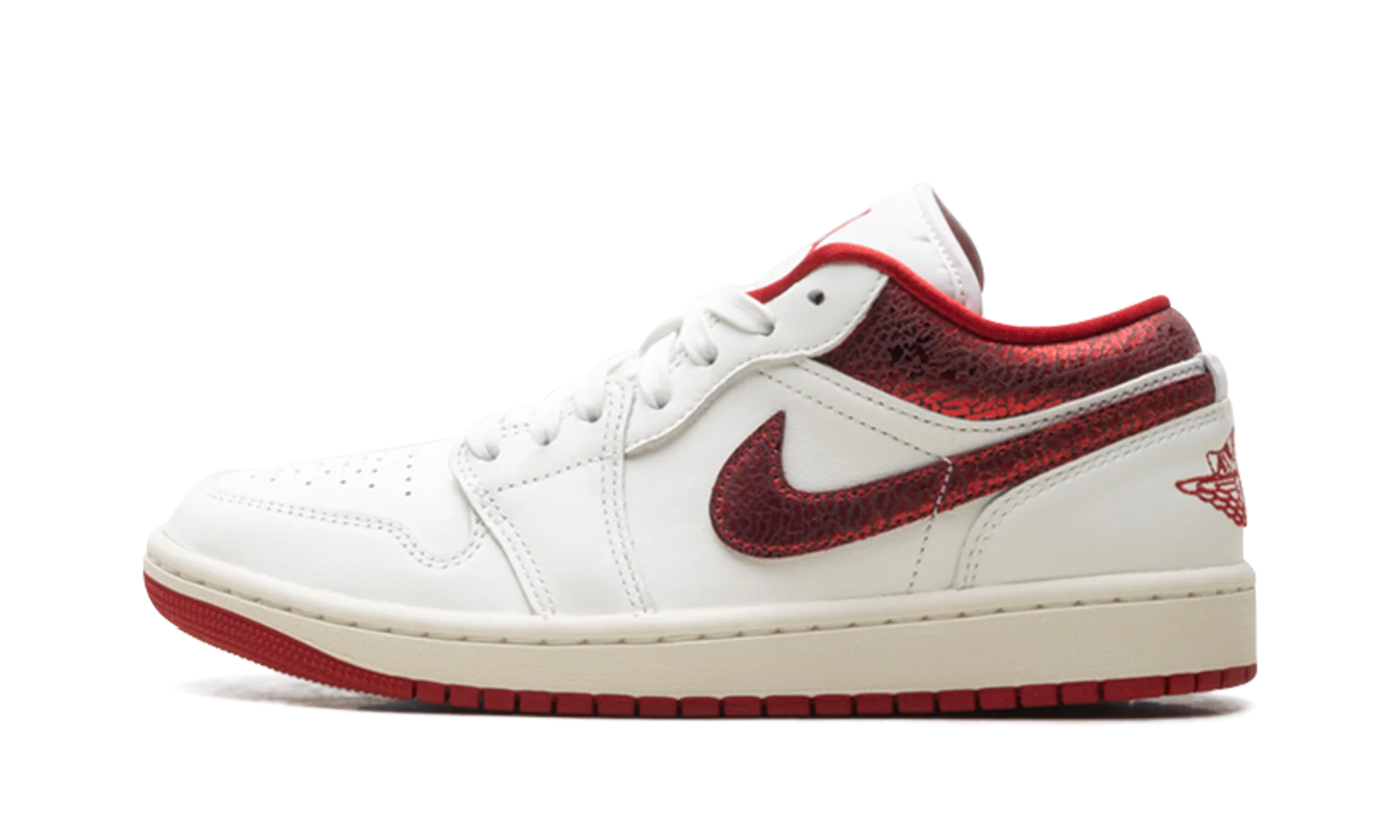Jordan 1 Low WMNS "Ruby" HJ9338 106