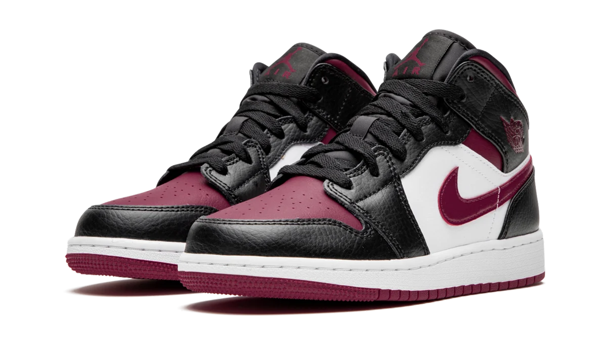 Air Jordan 1 MID GS "Bred Toe" 554725 066