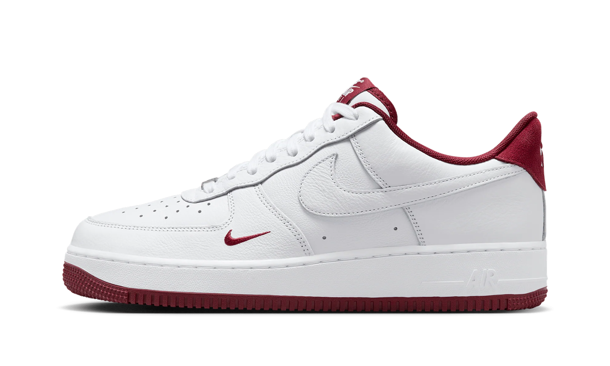 Air Force 1 Low '07 LV8 "White Team Red" HM9483 100