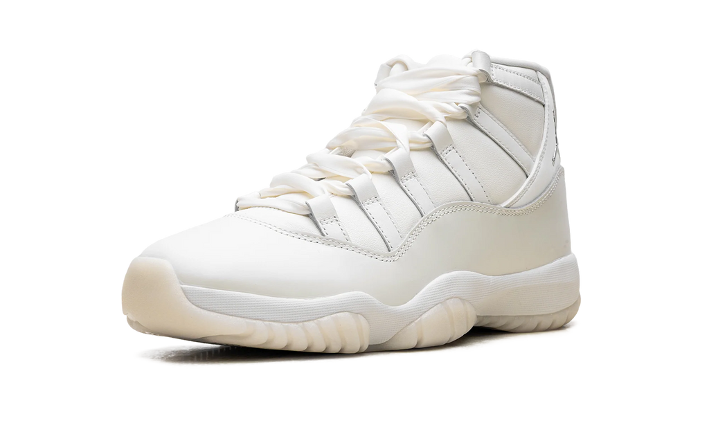 Air Jordan 11 WMNS "Pearl" AR0715 110