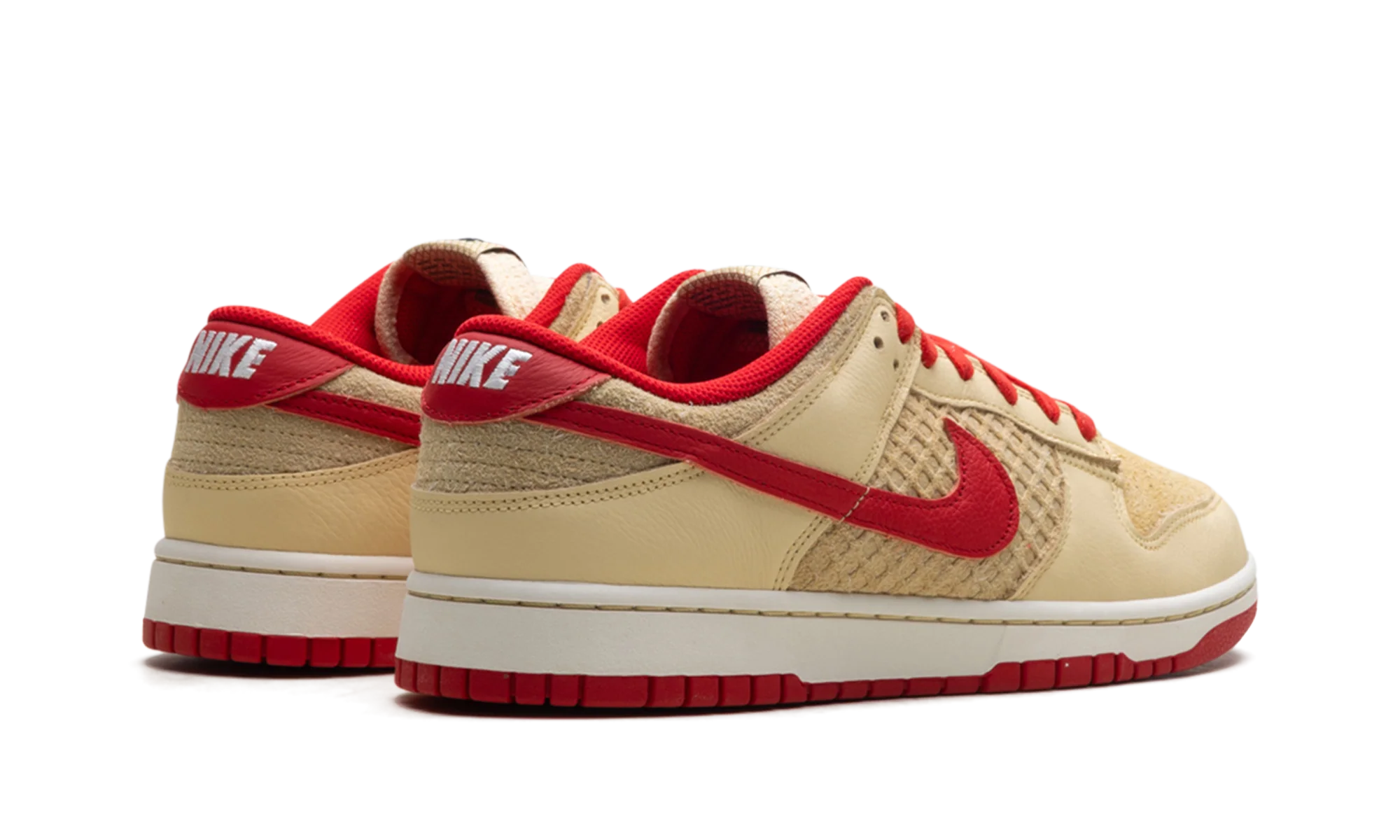 Dunk Low "STRAWBERRY WAFFLE" HJ9100 294