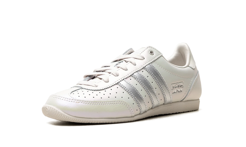 Japan WMNS "Grey One Chalk Pearl" IH1605