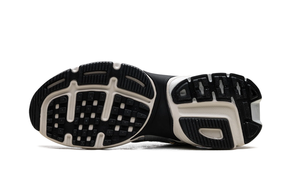 V2K Run WMNS "Light Pumic Black Chrome" FN6703 003