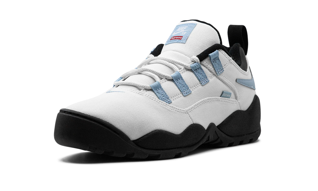 SB Darwin Low "Supreme - Sail" FQ3000 100