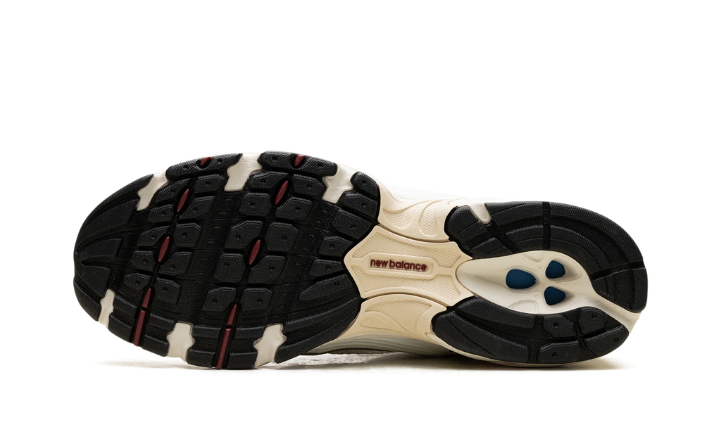 530 "Sea Salt Mercury Red" MR530SZ