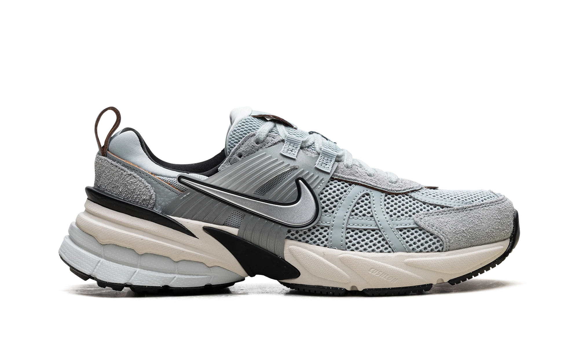 V2K Run WMNS "Light Pumic Black Chrome" FN6703 003
