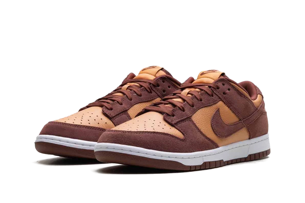 Dunk Low Retro SE "Amber Brown" FQ8249 200