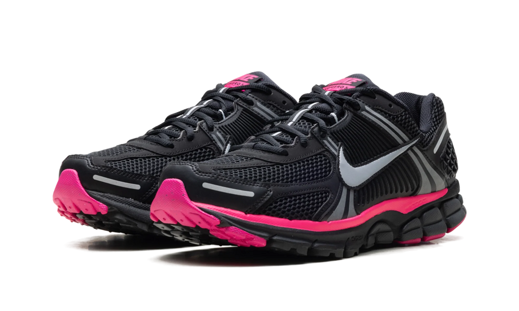Zoom Vomero 5 "Black Pink Blast" FB9149 004