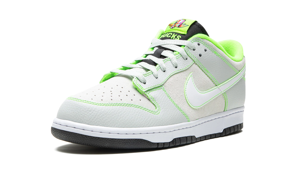 Dunk Low UO P "Oregon" FQ7260 001